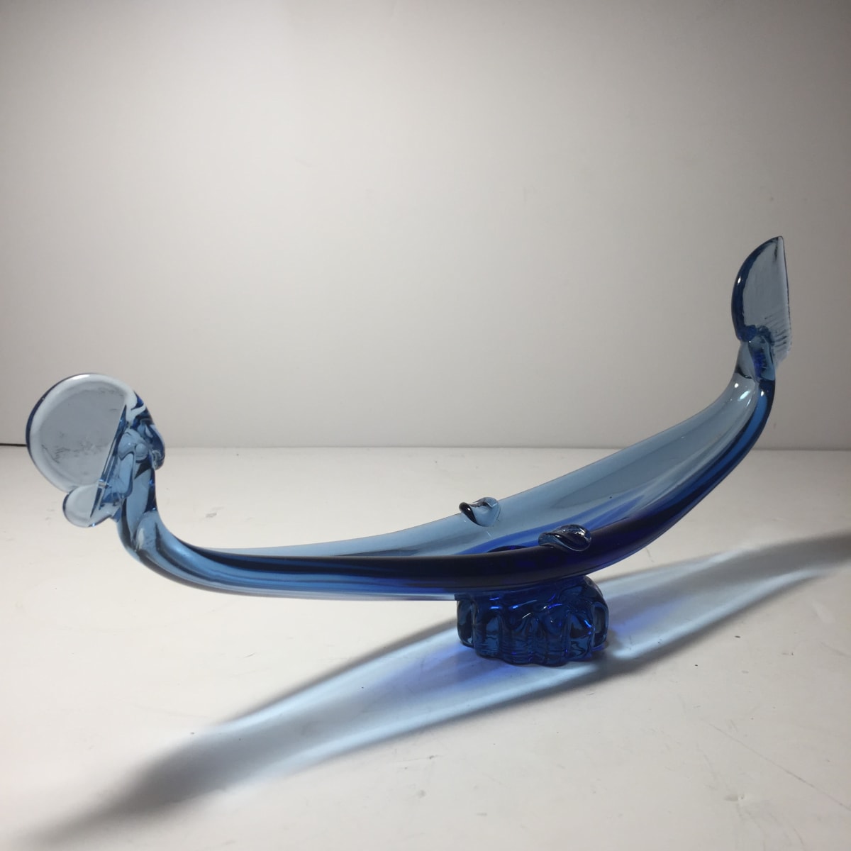 Art glass scandinavian blue gondola cigarette ash tray 