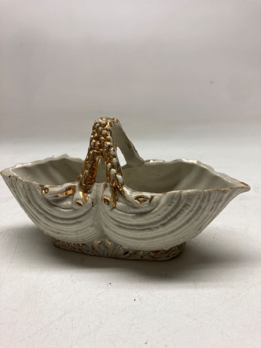Victorian porcelain mollusk dish 