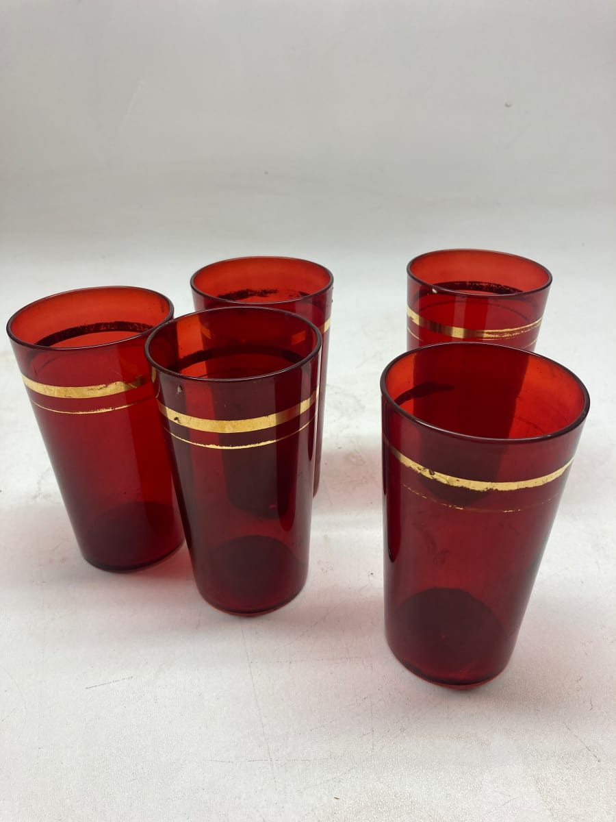 ruby glasses, Image 3.