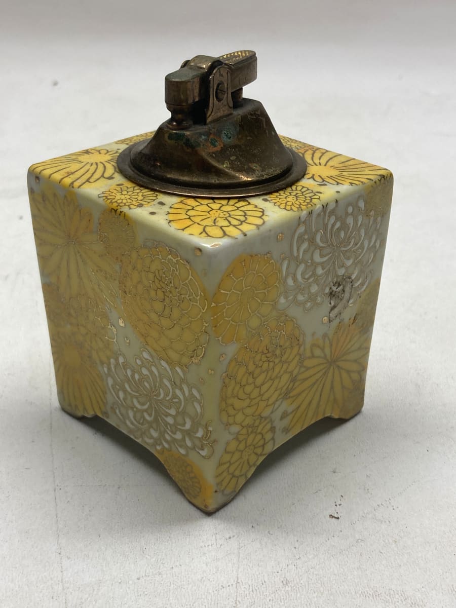 Japanese funky pottery lighter 