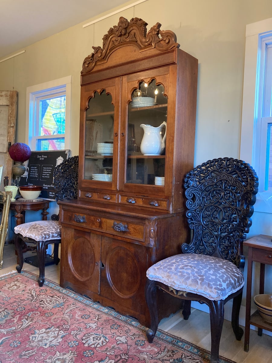 Victorian carved hutch 