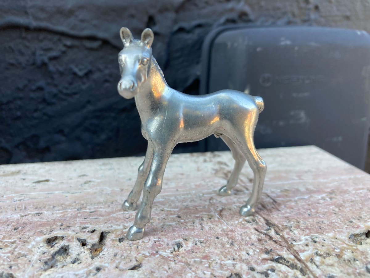 Metal silver horse figure 