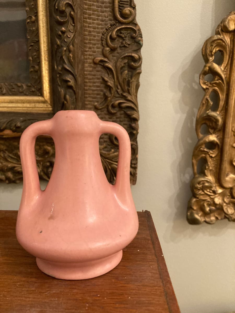 Pink art pottery vase with handles, Image 2.