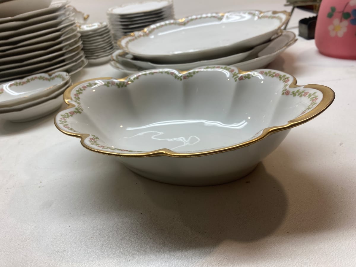 Haviland Limoges French porcelain scalloped serving dish with red flowers and green leaves 