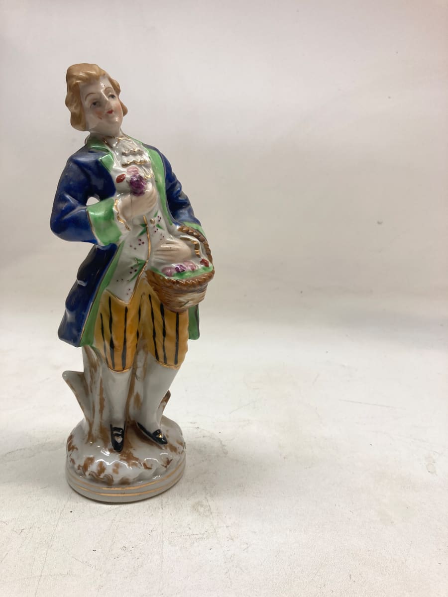 porcelain occupied Japan male figure 