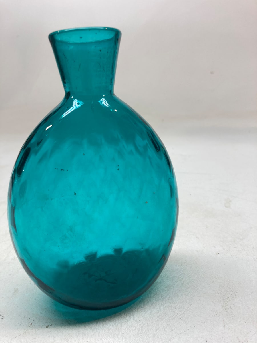 Pairpoint hand blown vase 