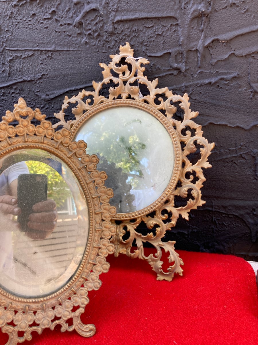 Cast iron table top mirror 