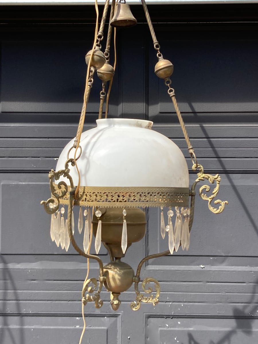 Victorian hanging light fixture 