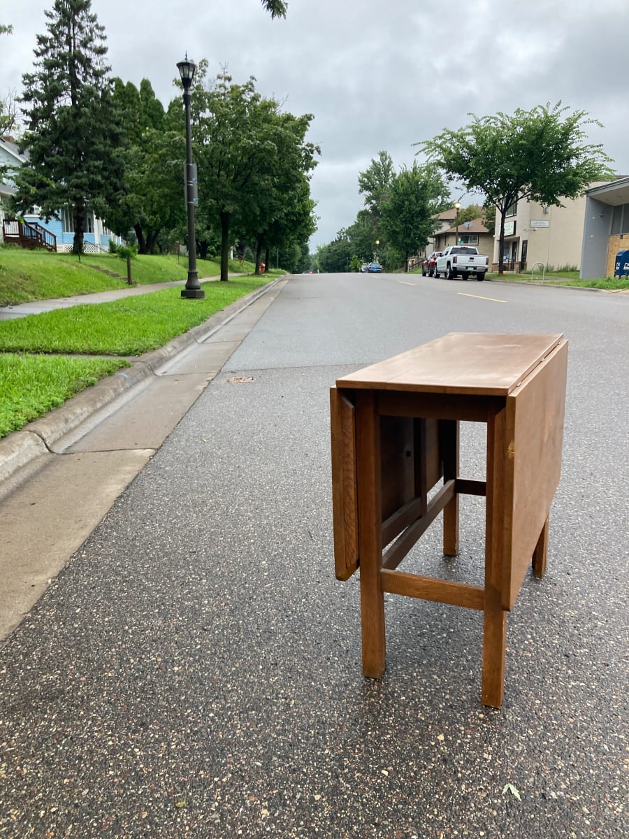 Oak drop leaf table 