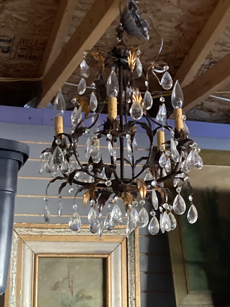 crystal chandelier 