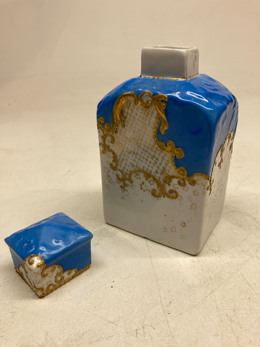 hand painted covered porcelain bottle, Image 2.