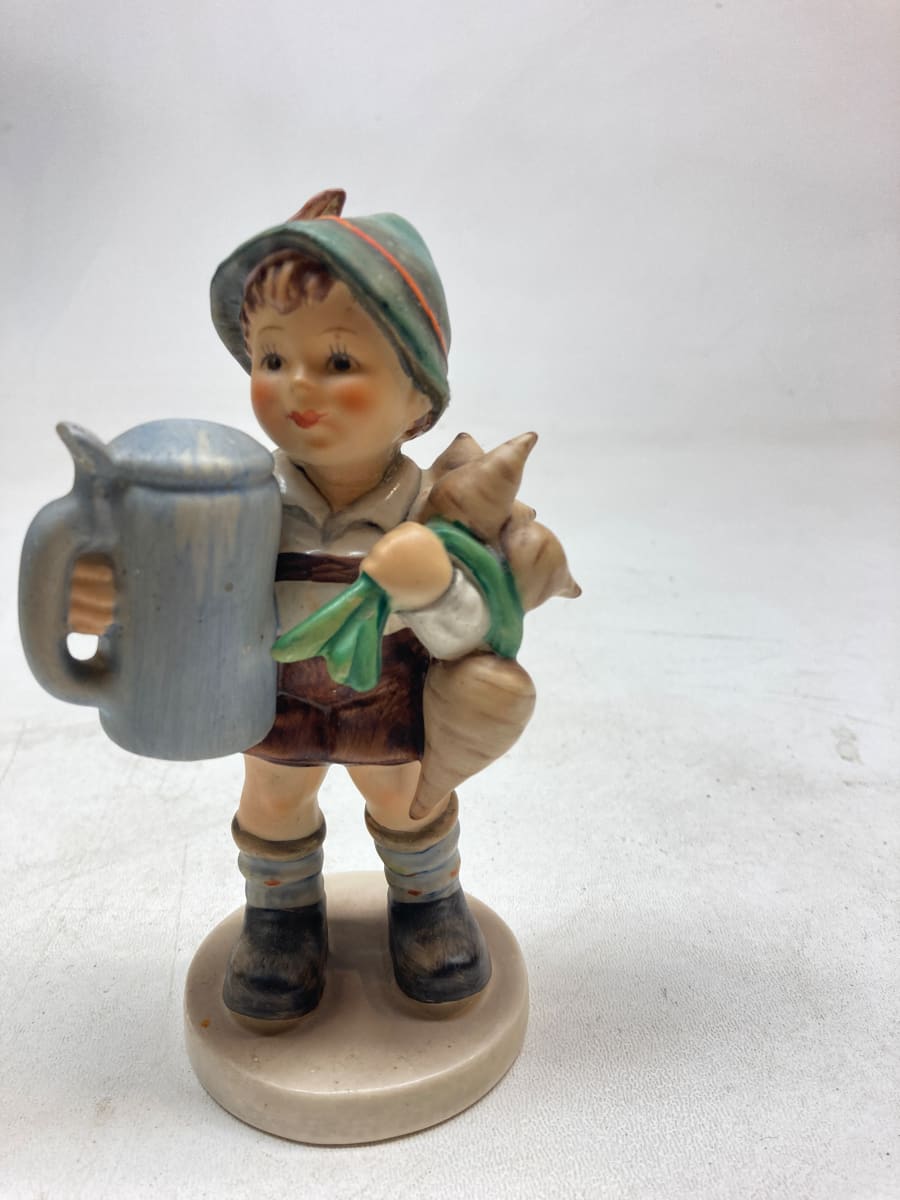 small Hummel figure 
