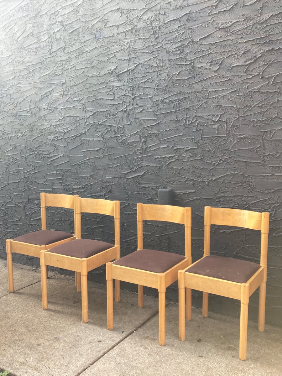 Set of 4 maple chairs 