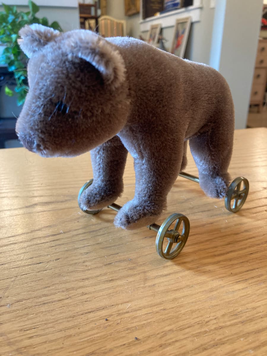 Steiff teddy bear on wheels 