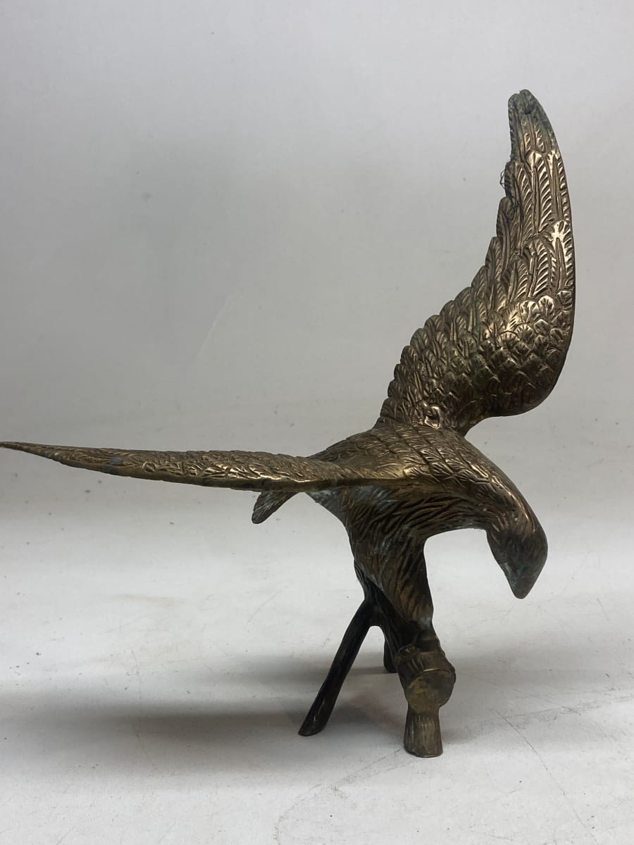 brass eagle sculpture 