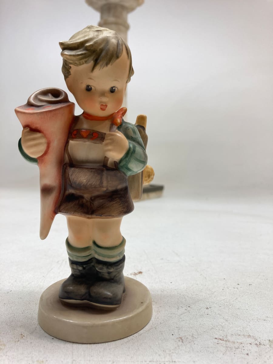 small Hummel figure, Image 2.