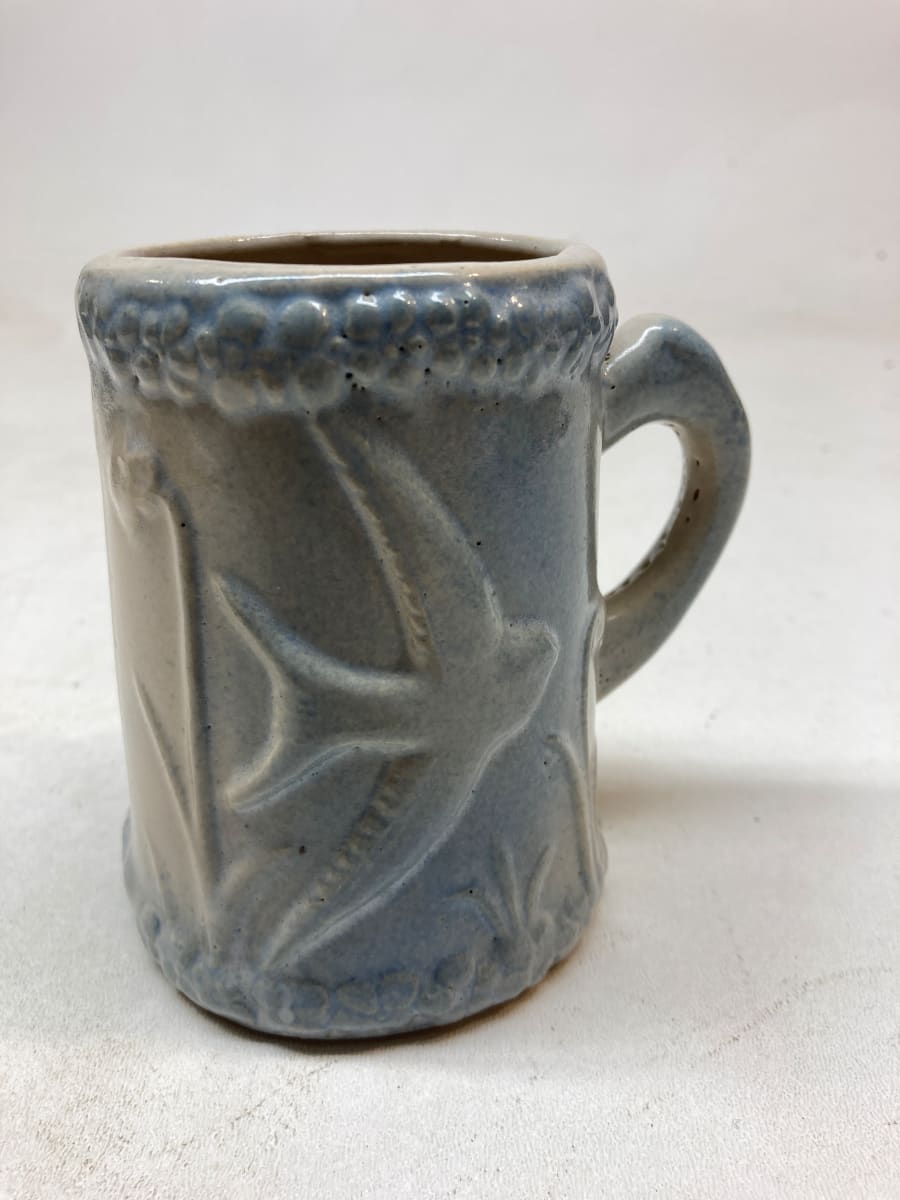 vintage Hull blue and white pottery mg with barn swallow 