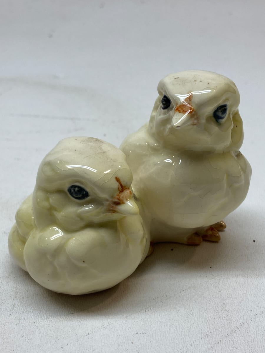 Gobble yellow chicks, Image 3.