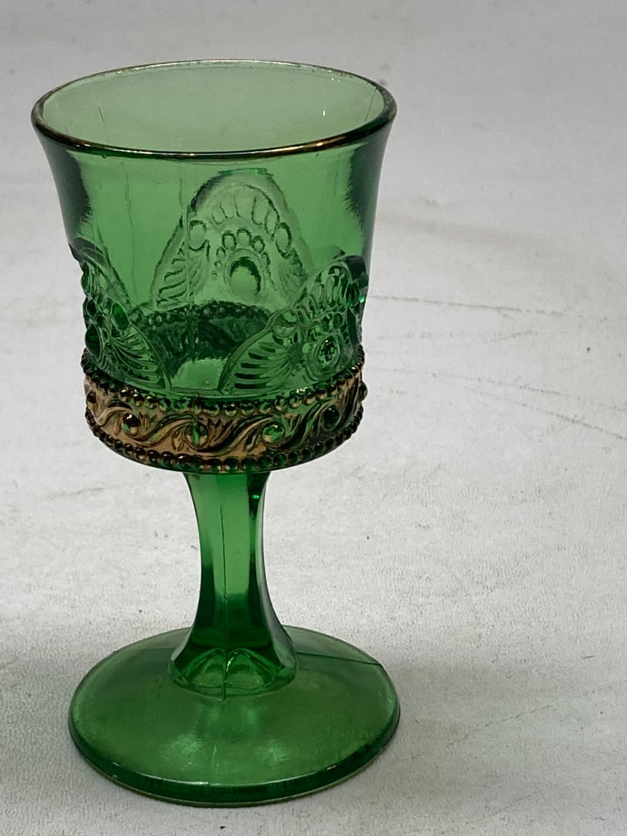 Green Victorian glass small challis 