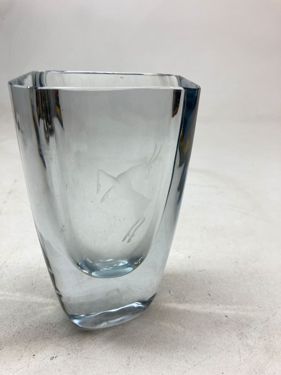 Scandinavian clear etched glass vase, Image 2.