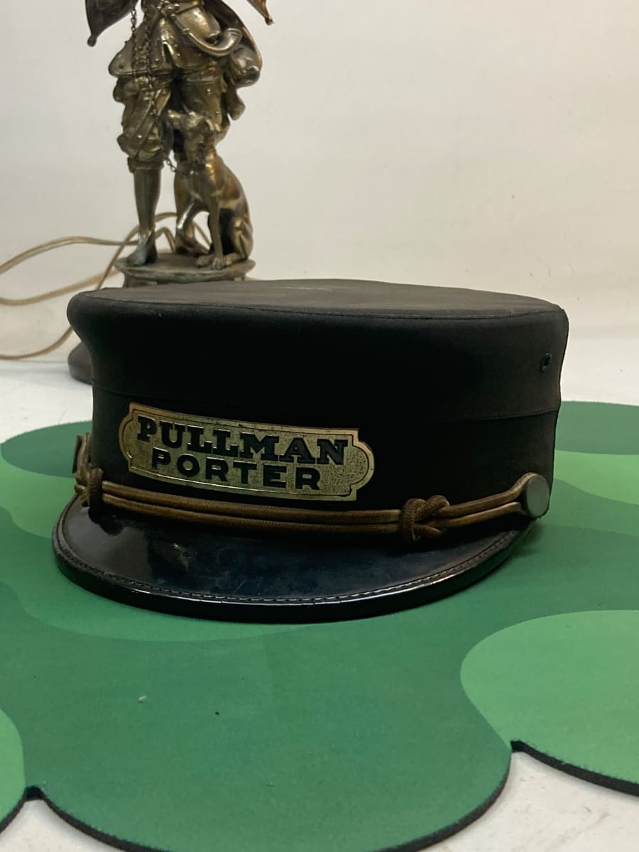 Pullman cap 