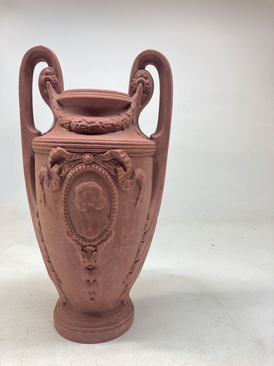 carved handled vase with handles, Image 3.