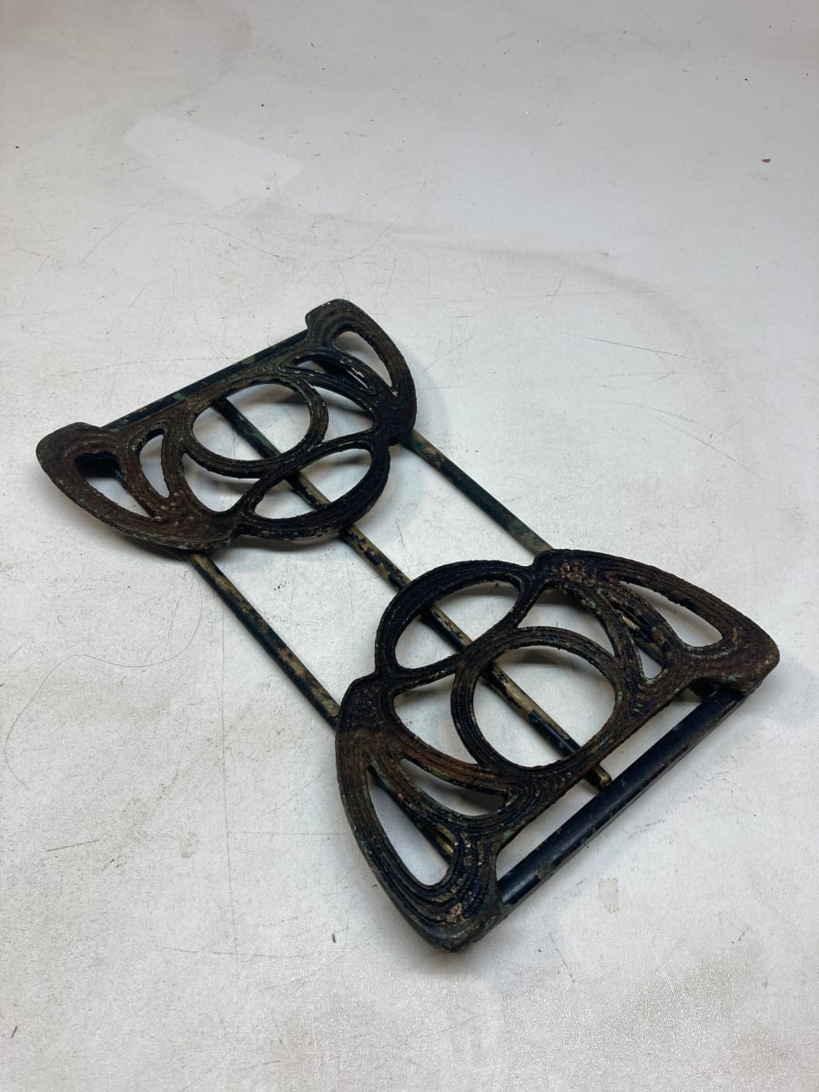 adjustable art nouveau book holder, Image 2.