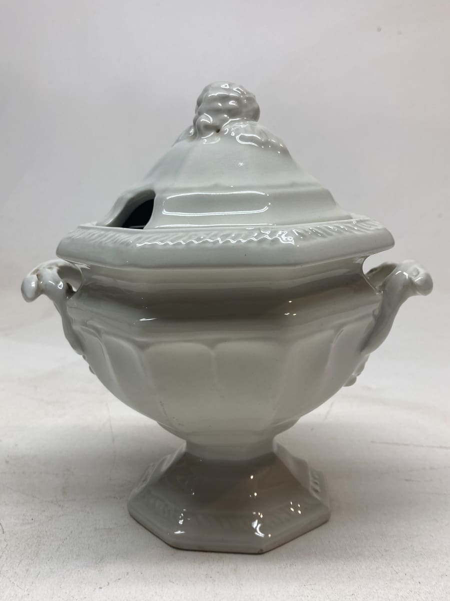 miniature ironstone covered sauce tureen, Image 2.