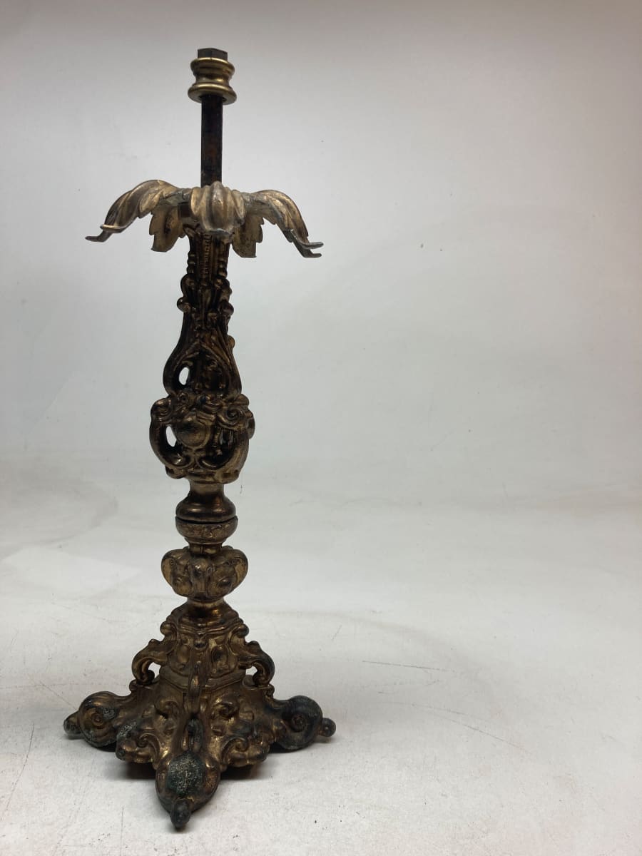 ornate gold item, Image 5.
