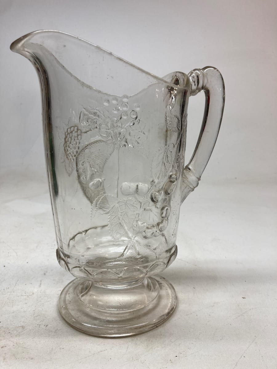 Clear glass 2 quart pitcher with fruit design 