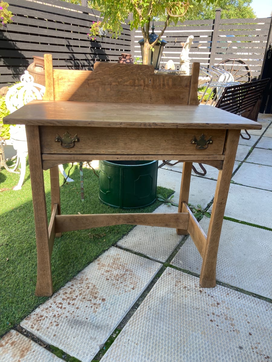 Mission writing desk with back splash and drawer 