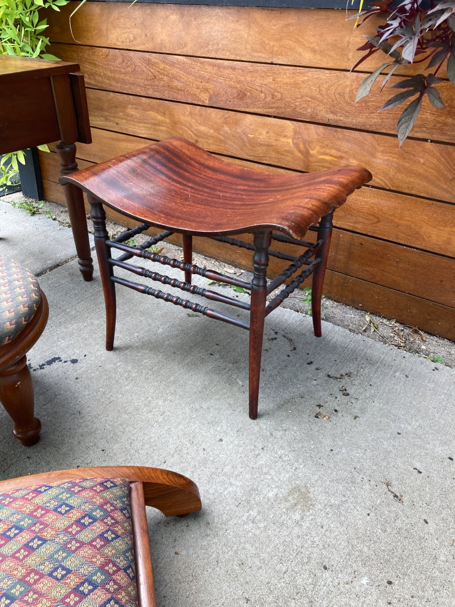 Low mahogany bench 