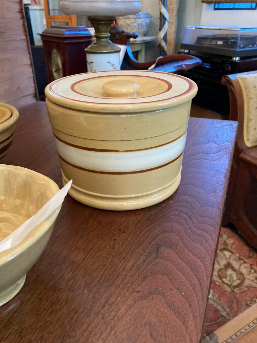 covered butter dish, Image 2.