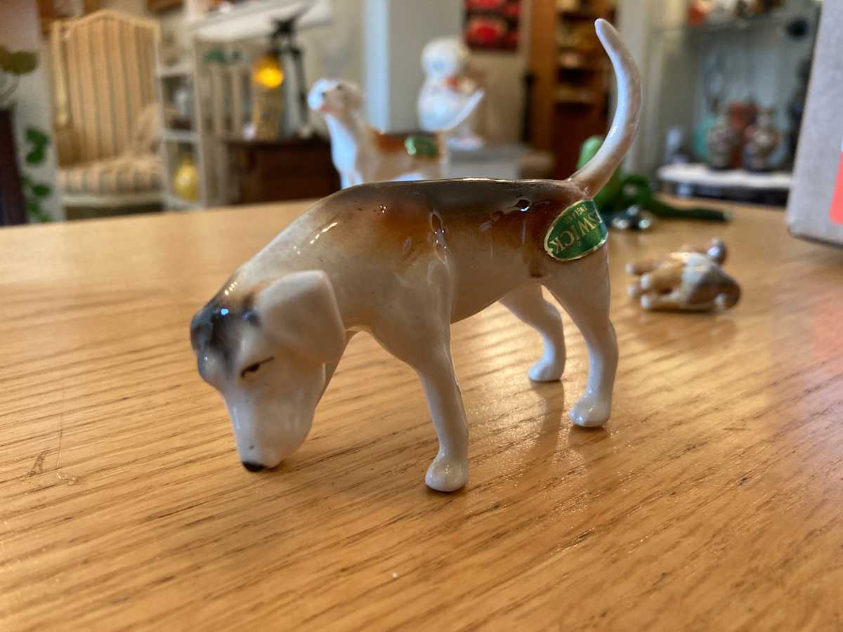 Beswick England porcelain beagle 