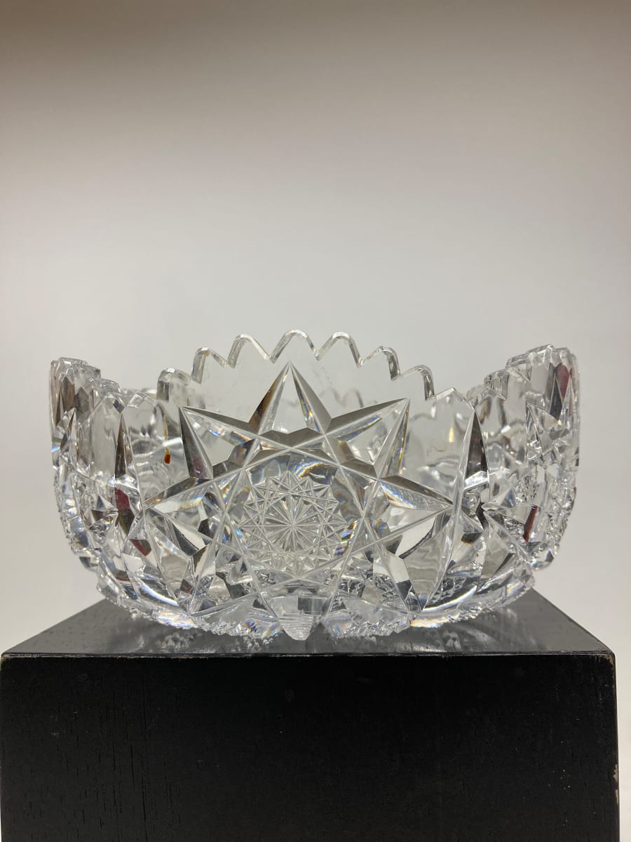 Cut Glass bowl, Image 4.
