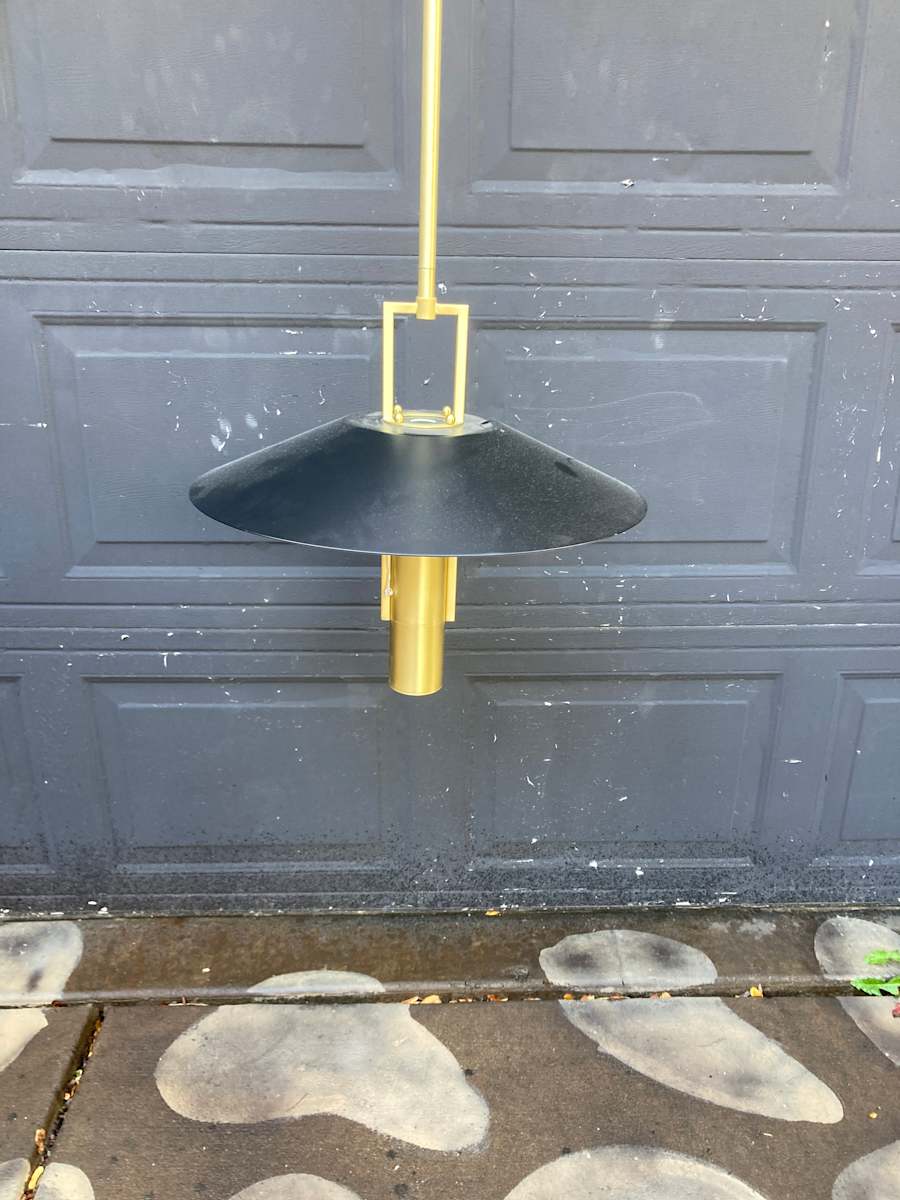 Modern hanging pendant light fixture, Image 2.