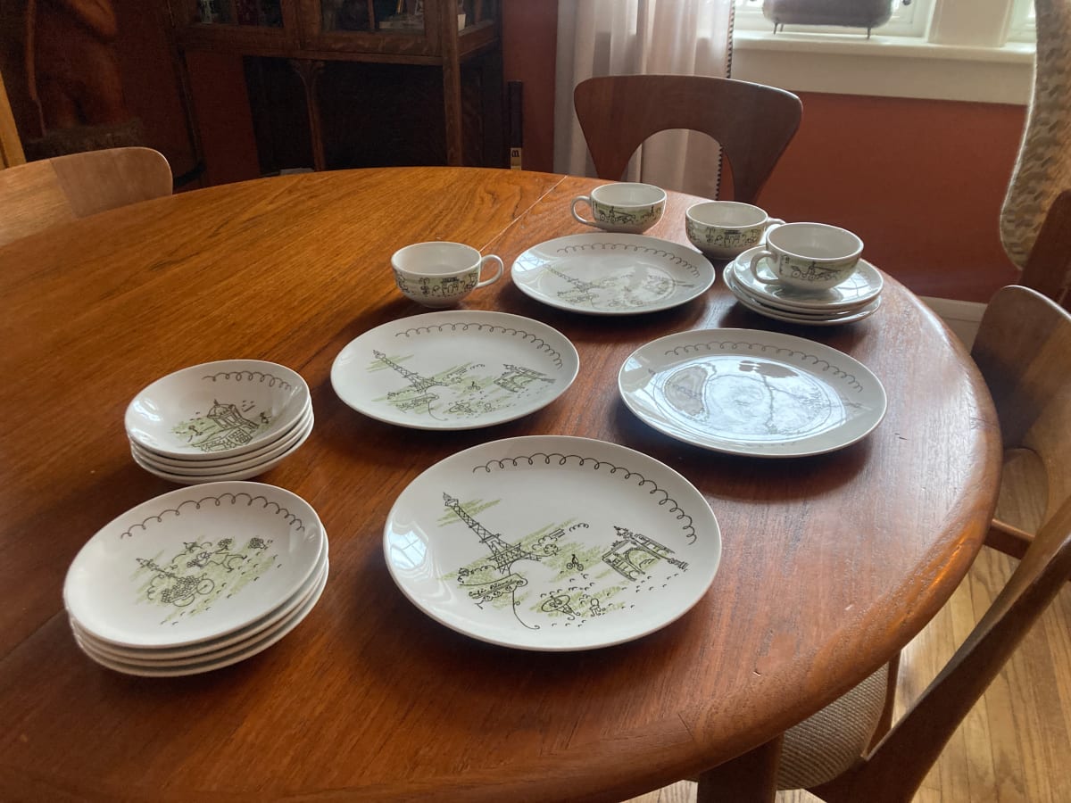 Paris dishes by Harmony House set of 4 