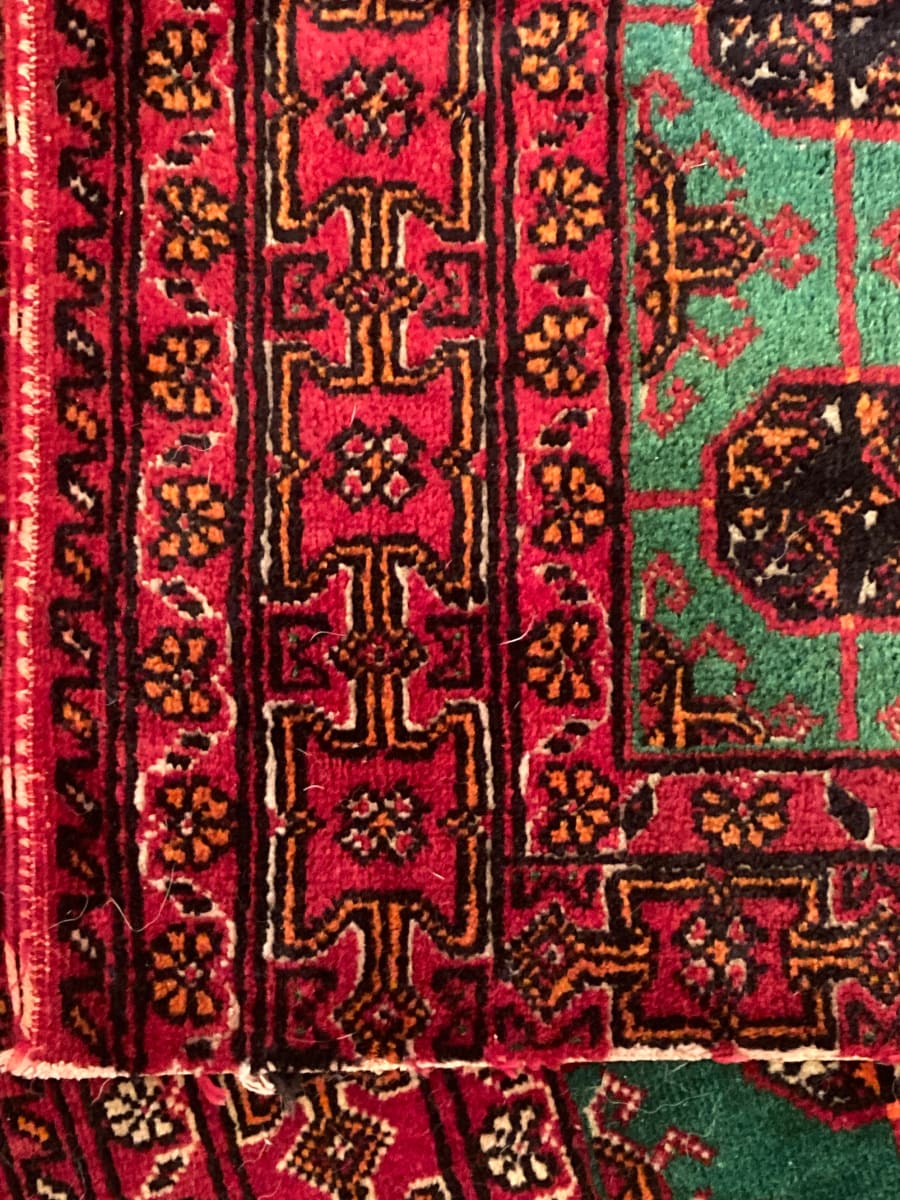 trimmed hand made Turkish wool rug, Image 4.