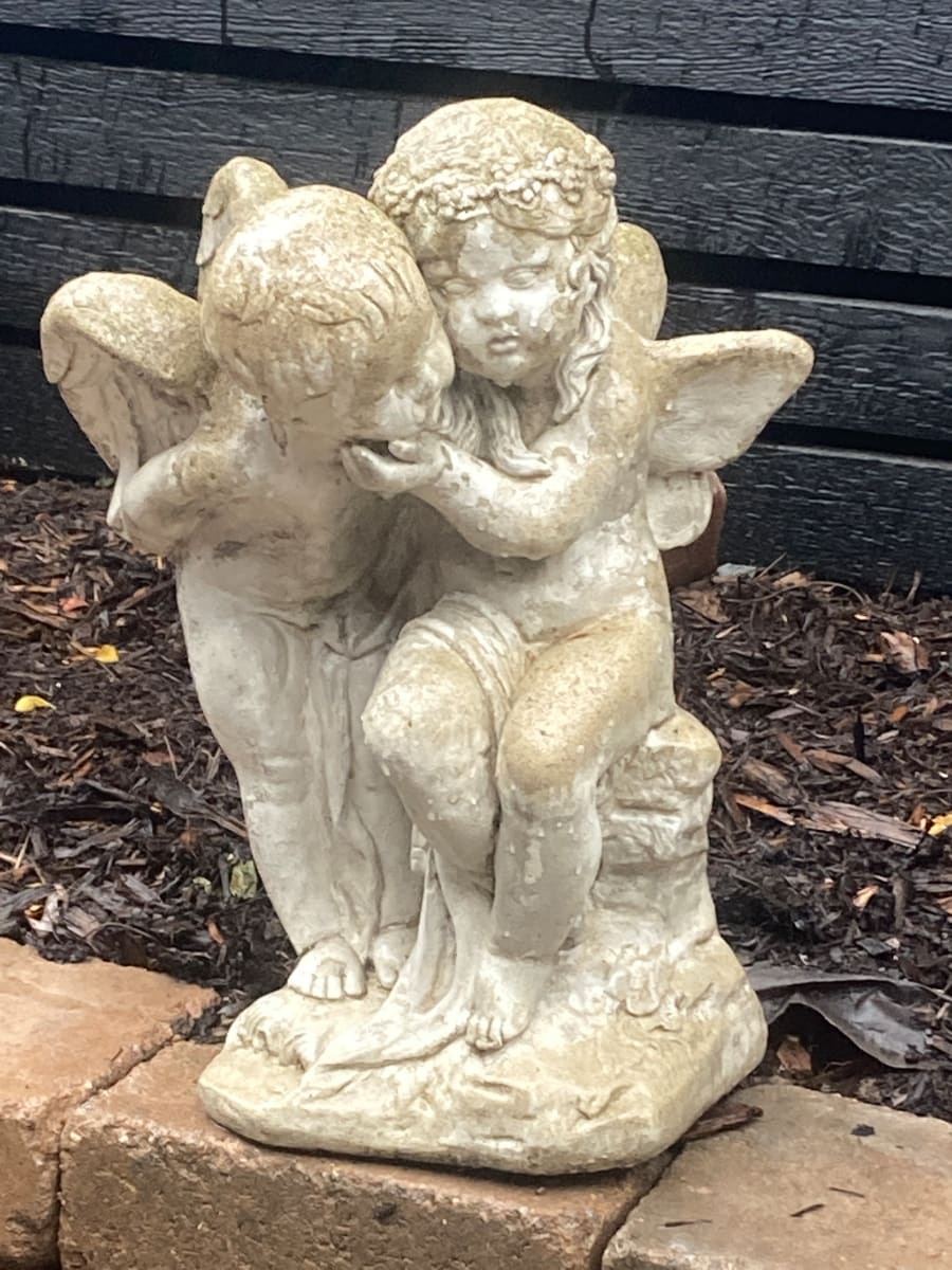 Cement cherubs 