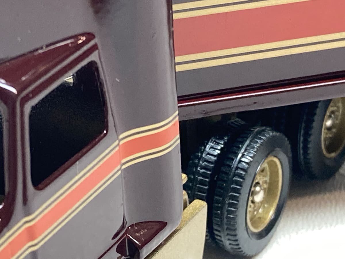 WINROSS die cast HERSHEYS semi toy truck 