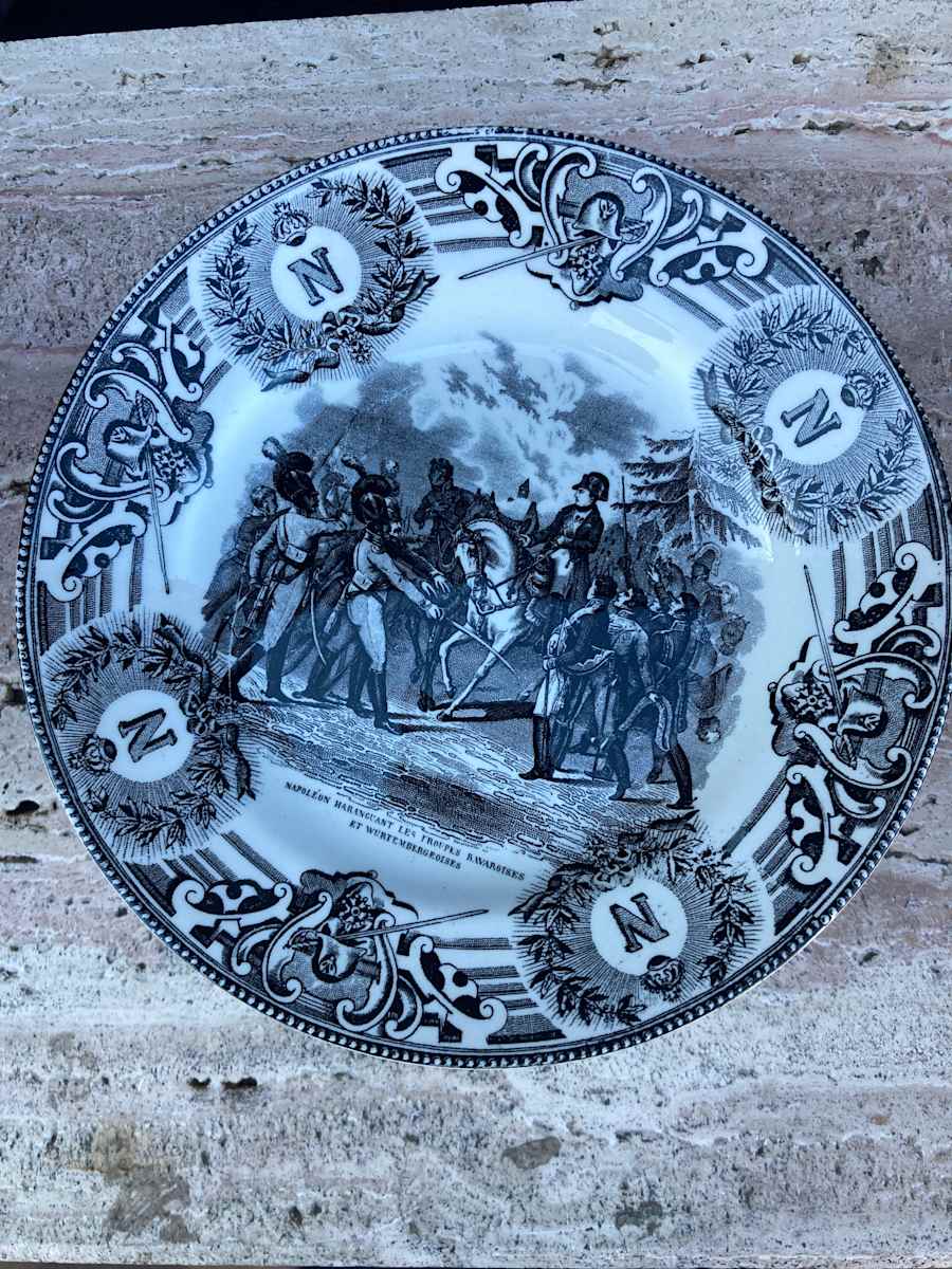 set of 6 Napoleon themed bowls 