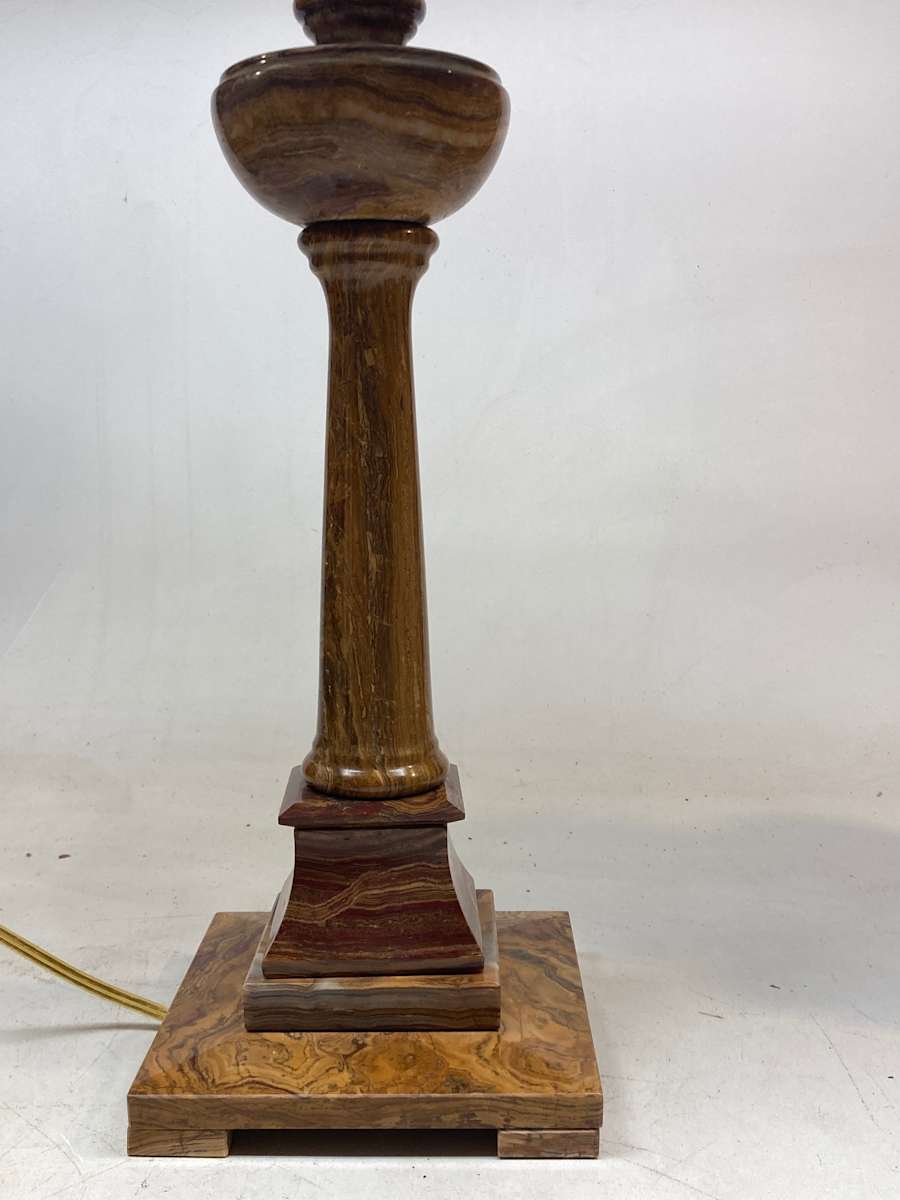 Marble table lamp, Image 5.
