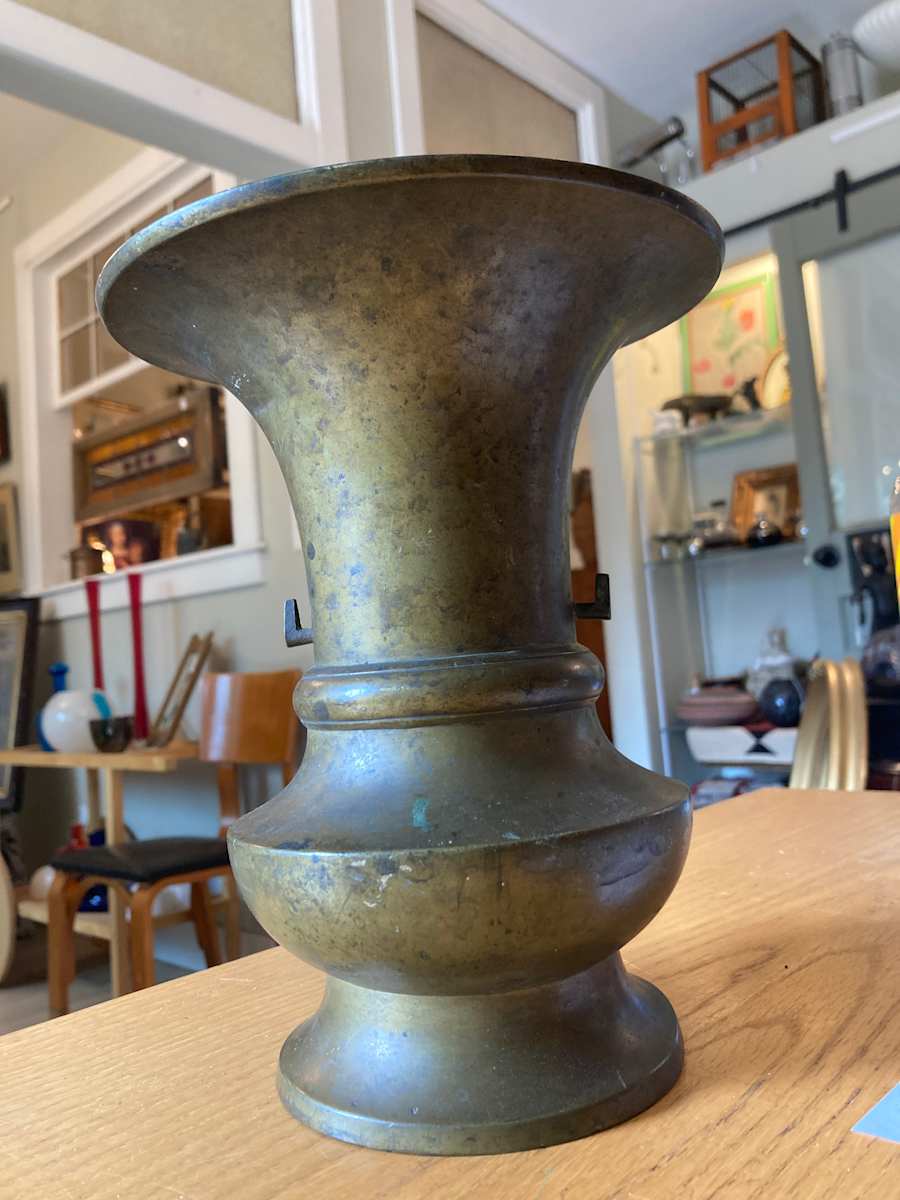 Japanese Brass alter vase, Image 2.