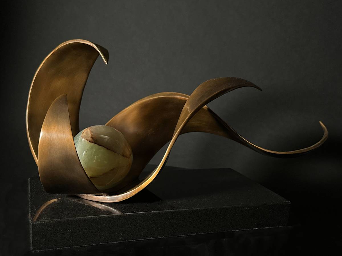 Momentum III by Lynn Dodge 
