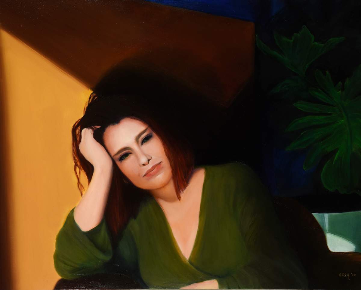 Liza Sitting, Image 1.