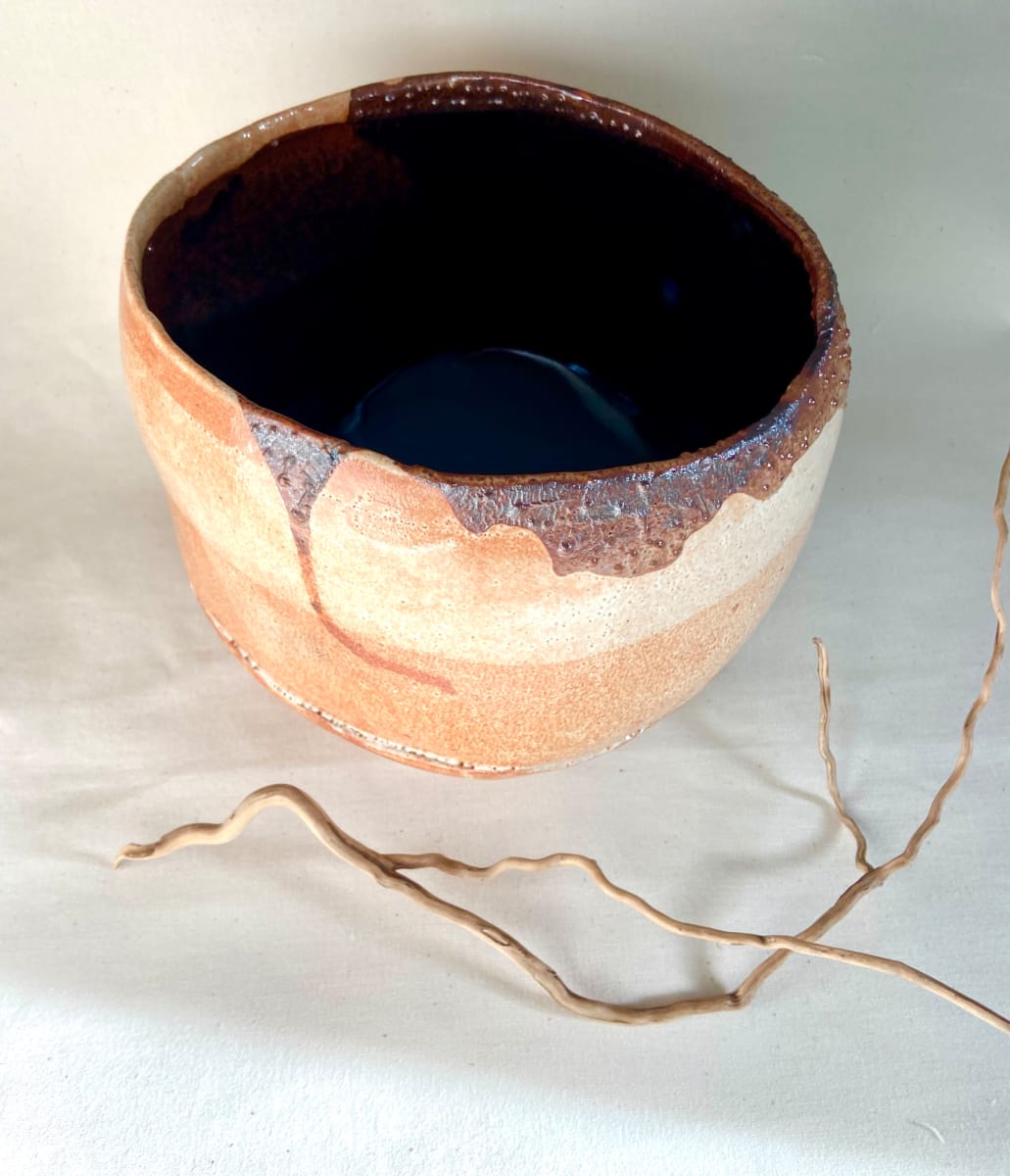 Bowl by Mariana Sola  Image: Shinzo glaze hand build bowl 