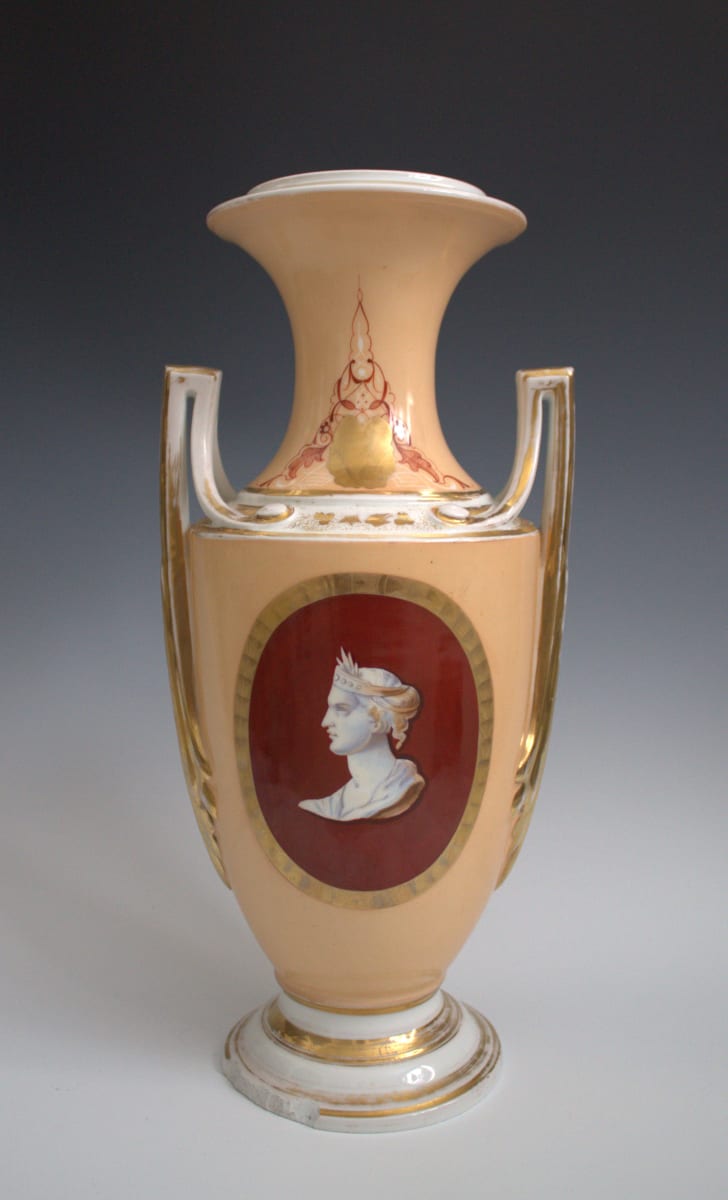 Vase by Unknown, France, Image 2.