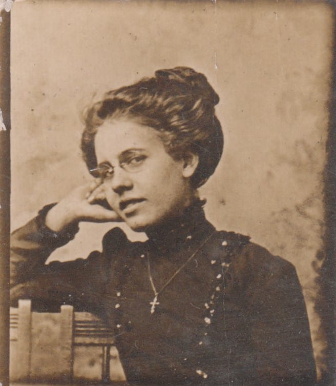 Pensive Woman by Unknown, United States, Image 1.