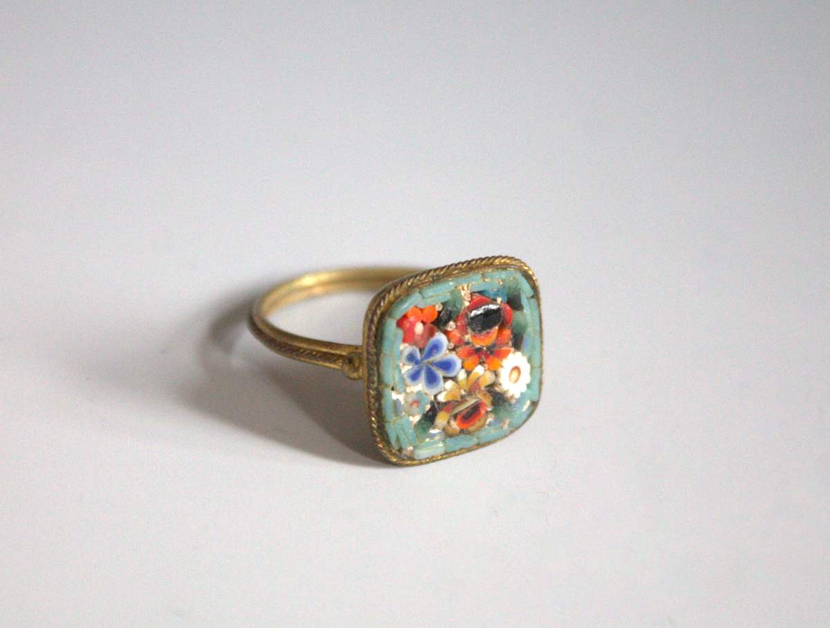 Ring by Unknown, Italy, Image 1.