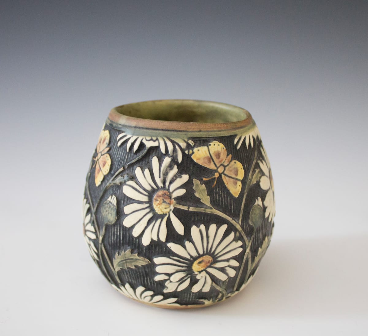 Bowl by Weller, Image 2.